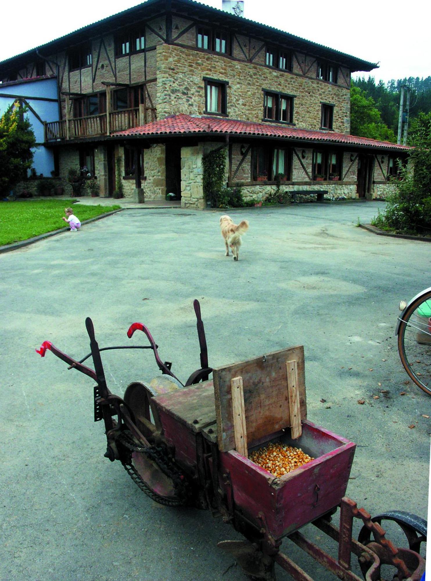 Hostal Aristieta Ajangiz Exterior foto